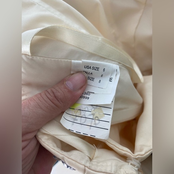 MORI LEE by Ruffled Organza with Corset Back Closure Paparazzi Read Description - Picture 7 of 15